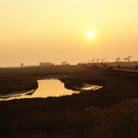 Апартаменты Grosszuegiges In Strandnaehe Im Herzen St. Peter-ordings